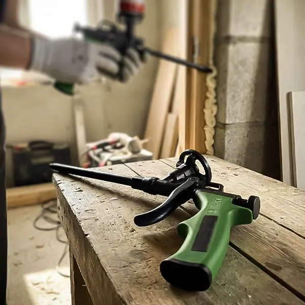 مسدس فوم بولي يوريثان بلاستيك أكفيكس